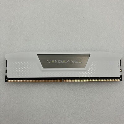【新潟店】中古  PC5-44800 16GB デスクトップ用 149153 