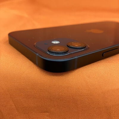 【なんば店】中古  【SIMロック解除済み】【docomo】Apple iPhone12 6.1インチ 64GB (ブラック) MGHN3J/A 155524 