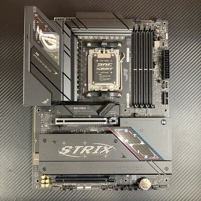 【富士青葉店】中古  ASUS ROG STRIX B850-F GAMING WIFI (B850 AM5 ATX) 175471 