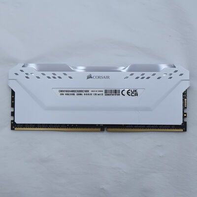 【通販センター】中古  PC4-25600 8GB デスクトップ用(DDR4-3200) 140727 
