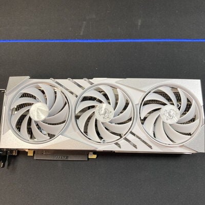 【大宮店】中古  MSI GeForce RTX 4070 Ti  12G GAMING X SLIM WHITE 1250007051 