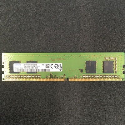 【博多店】中古  PC4-25600 8GB デスクトップ用(DDR4-3200) 140727 