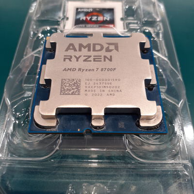 【鹿児島店】中古  AMD Ryzen 7 8700F (AM5/4.1GHz/24M/C8/T16/65W) 166431 