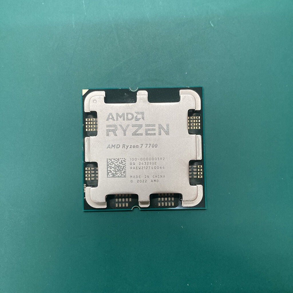 中古 AMD Ryzen 7 7700 (AM5/3.8GHz/40M/C8/T16/65W) 154483 （330339