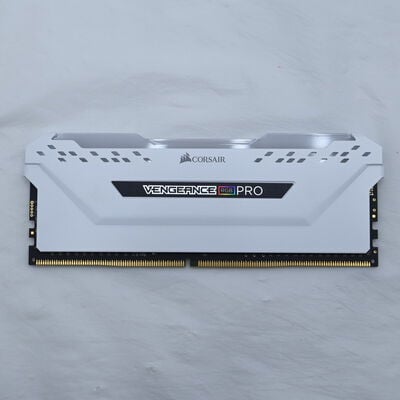 【通販センター】中古  PC4-25600 8GB デスクトップ用(DDR4-3200) 140727 