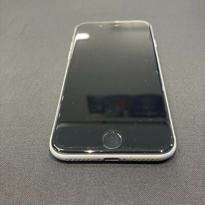 【鹿児島店】中古  【SIMロック解除済み】【SoftBank】Apple iPhoneSE 4.7インチ (第2世代/2020) 128GB (ホワイト)  MHGU3J/A 新パッケージ版 155760 