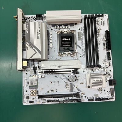 【浦添城間店(沖縄)】中古  ASRock B760M Pro RS WiFi White (B760 1700 mATX DDR5) 4780001095