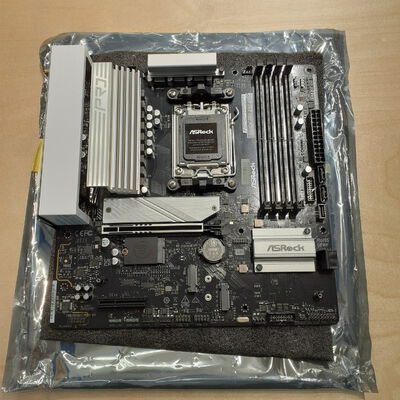 【鹿児島店】中古  ASRock B650M Pro X3D WiFi (B650 AM5 mATX DDR5) 4700000737 