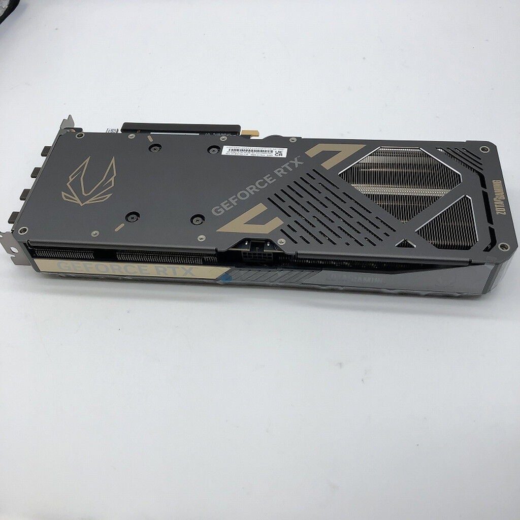 中古 ZOTAC GAMING GeForce RTX 5070 SOLID OC ZT-B50700J-10P
