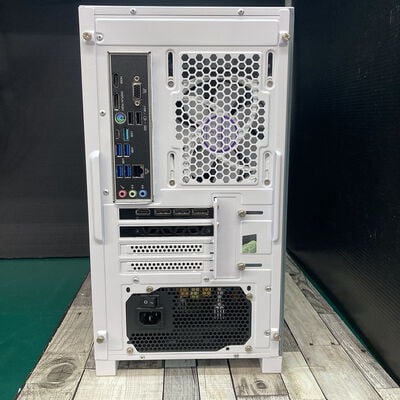 【広島店】中古  マウスコンピュータ BTOPC(Ryzen 7 5700X/32GB/SSD1TB/RTX4060Ti 8GB/W11H/ODDなし/GigabitLAN) 3320005129 