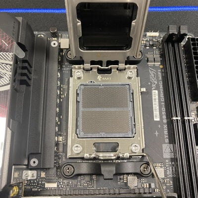 【大宮店】中古  ASUS ROG STRIX B850-I GAMING WIFI (B850 AM5 mITX) 175470 