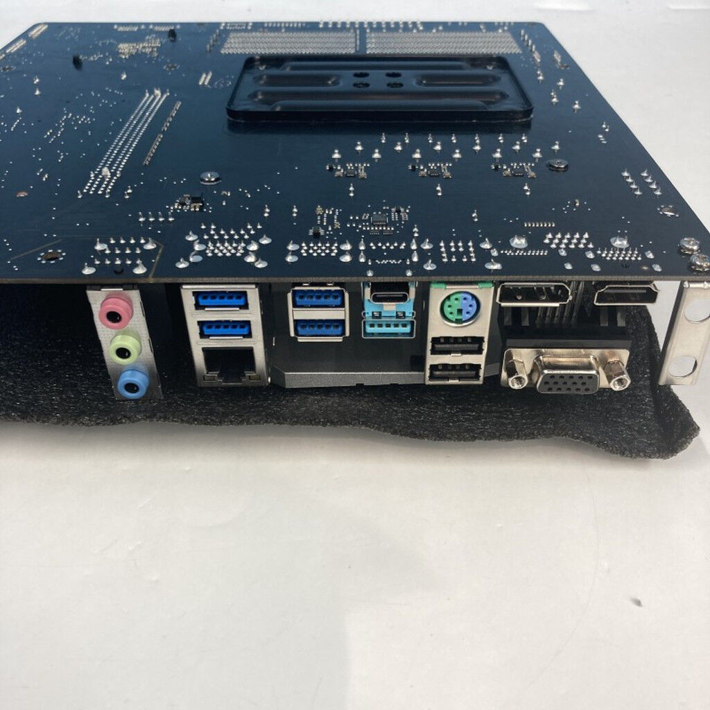 中古 ASRock B550M Pro4 (B550 AM4 mATX DDR4) 142938 （372789