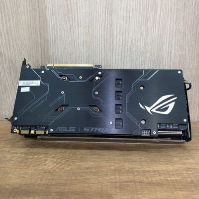 【姫路店】中古  ASUS ROG-STRIX-GTX1080TI-O11G-GAMING(11G GDR5X OC 133965 