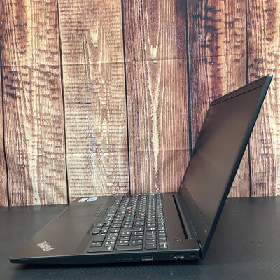【富士青葉店】中古  Lenovo Thinkpad (i5-8250U/8GB/SSD256GB/W11P) 5070002226 