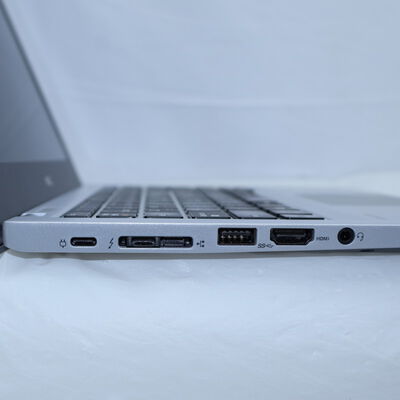 【通販センター】中古  NEC VersaPro タイプVB PC-VKM17BZC3 (Core i5 8350U/8GB/SSD256GB/-/オンボード/12.5/1366x768/Wi-Fi/WEBCAM/W11H64 MAR) 186056 