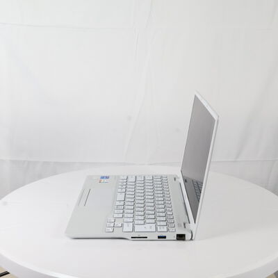 【通販センター】中古  Fujitsu LIFEBOOK UHシリーズ UH09/E3 FMVU9E3WD1(Intel Core i7 1165G7/8GB DDR4 (PC4)/SSD1TB/なし/オンボード/13.3/1920x1080/Wi-Fi/W11H64 MAR) 199573 