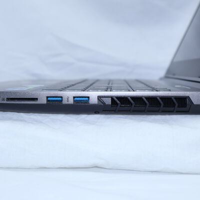 【通販センター】中古  THIRDWAVE raytrek R5-AA6 202059 