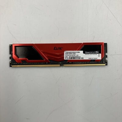【なんば店】中古  PC4-25600 8GB デスクトップ用(DDR4-3200) 140727 