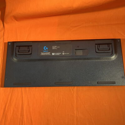 【なんば店】中古  Logicool G913 TKL LIGHTSPEED Wireless RGB Mechanical Gaming Keyboard-Clicky G913-TKL-CKBK 3280021253 