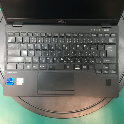 【佐賀南部バイパス店】中古  FUJITSU LIFEBOOK(i7-1185G7/16GB/SSD256GB/ドライブなし/W11P) 5250001072 