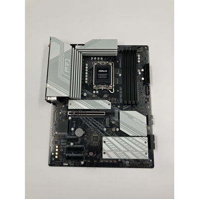 【秋葉原本店】中古  ASRock Z890 Pro RS WiFi (Z890 1851 ATX DDR5) 172169 