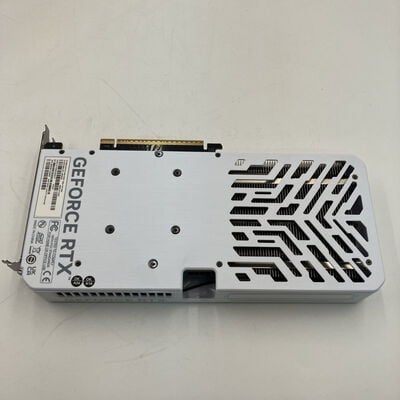 【なんば店】中古  Palit NE75060U19P1-GB2063M (RTX5060 WHITE OC) 188978 