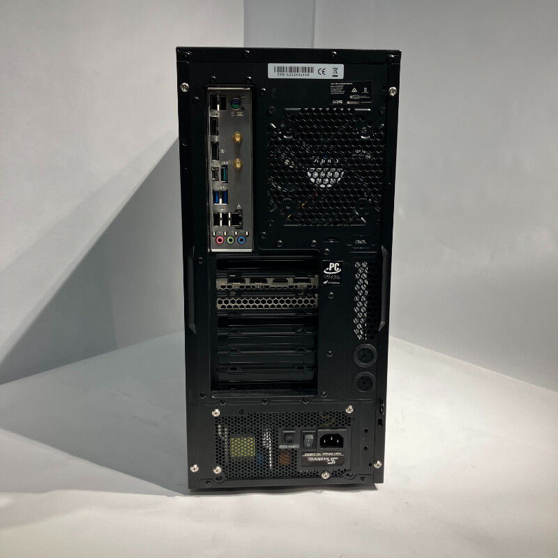 中古 THIRDWAVE GALLERIA KT(Intel Core i7 10700/16GB/SSD1TB