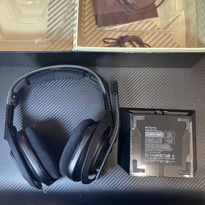 【富士青葉店】中古  ASTRO A50 Wireless Headset + BASE STATION A50WL-002 5070001427 