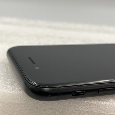 【新潟店】中古  【au】Apple iPhoneSE 4.7インチ (第2世代/2020) 128GB (ブラック) MHGT3J/A 新パッケージ版 146176 