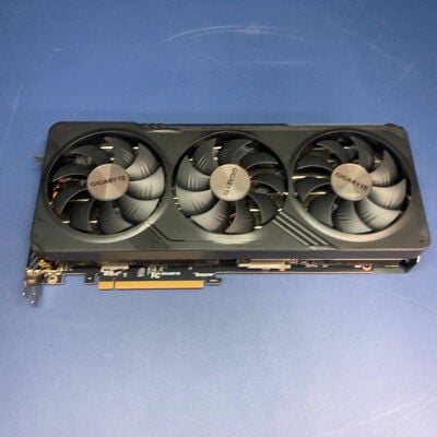 【前橋ｲﾝﾀｰｱｶﾏﾙ店】中古  GIGABYTE GV-R78XTGAMING OC-16GD (RX7800XT 16GB) 162726 