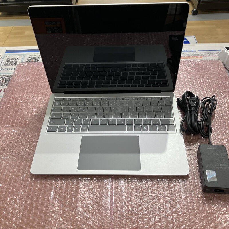 中古美品 Windows11正式対応品 高速SSD512GB（新品） 爆速SSD512G&メモリ16G☆高性能i7☆大人気レッド♪カメラ付