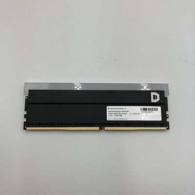 【なんば店】中古  PC4-25600 8GB デスクトップ用(DDR4-3200) 140727 