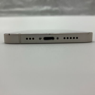 【鹿児島店】中古  【docomo】Apple iPhone12 6.1インチ 128GB (ホワイト) MGHV3J/A 143756 