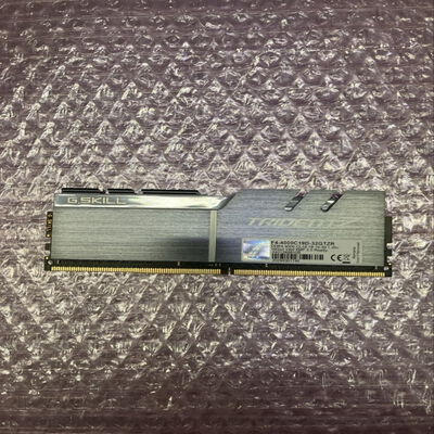 【座間相武台】中古  PC4-32000 16GB デスクトップ用 140736 