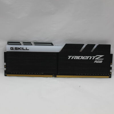 【通販センター】中古  PC4-25600 8GB デスクトップ用(DDR4-3200) 140727 