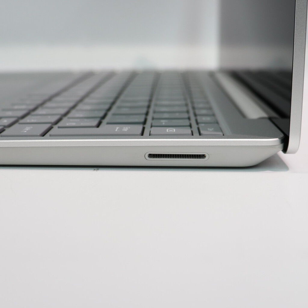 中古 Microsoft Surface Laptop Go 3 XJB-00004(i5-1235U/8GB/SSD128GB