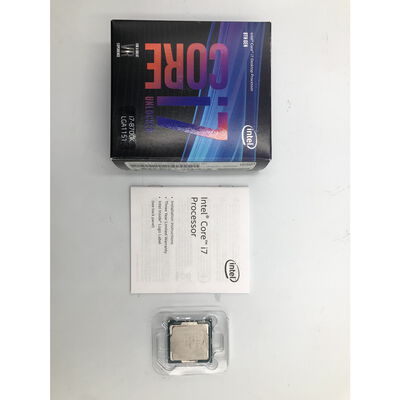 【水戸赤塚店】中古  INTEL Core i7 8700K (1151/3.70GHz/12M/C6/T12) 136197 