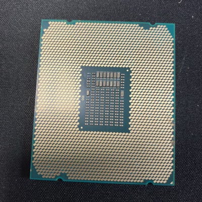 【大宮店】中古  INTEL Core i9 10900X (2066/3.7/19.25M/C10/T20) 141587 