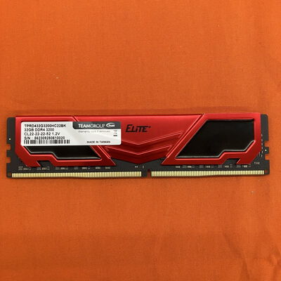 【なんば店】中古  PC4-25600 32GB デスクトップ用 143224 