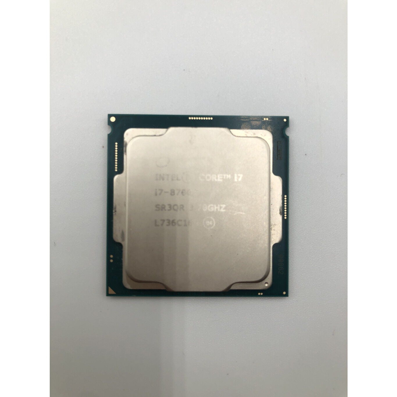 中古 INTEL Core i7 8700K (1151/3.70GHz/12M/C6/T12) 136197 （360327
