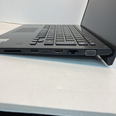 【京都店】中古  VAIO VAIO VJPK11C12N (Intel Core i7 8565U 1.80GHz/16GB/SSD256GB/なし/オンボード/14/1920x1080/Wi-Fi/WEBCAM/W11H64) 182005 