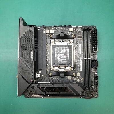 【津ラッツ店】中古  ASUS ROG STRIX B650E-I GAMING WIFI(B650 AM5 mITX DDR5) 167325 