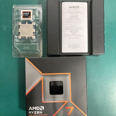 【富山本郷店】中古  AMD Ryzen 7 9700X (AM5/3.8GHz/40M/C8/T16/65W) 169022 