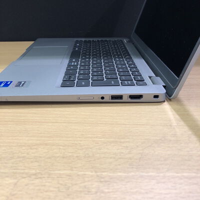 【甲府飯田店】中古  DELL Latitude 5320 (Intel Core i7 1185G7 3.0GHz/16GB/SSD256GB/-/-/13.3/1920x1080/Wi-Fi/WEBCAM/W11H64) 180537 