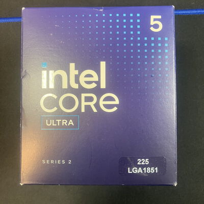【大宮店】中古  INTEL Core Ultra 5 225 (1851/3.3G/20M/C10/T10) 175014 