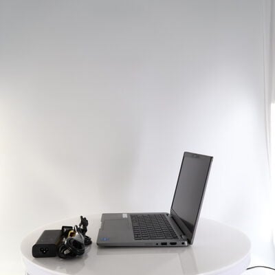 【秋葉原本店】中古  NEC_VersaPro_VKT10C-6(i5-10210Y/8GB/SSD256GB/W11P) 3410015962 