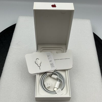 【新潟店】中古  【SIMロック解除済み】【ワイモバイル】Apple iPhoneSE 4.7インチ (第3世代) 128GB (PRODUCT)RED MMYH3J/A 182646 