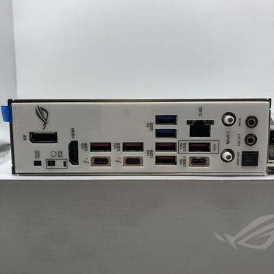 【宇都宮鶴田店】中古  ASUS ROG STRIX Z890-A GAMING WIFI(Z890 1851 ATX DDR5) 172178 