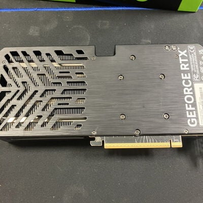 【大宮店】中古  Palit NE75060S19P1-GB2063D (RTX5060 Dual OC) 192381 