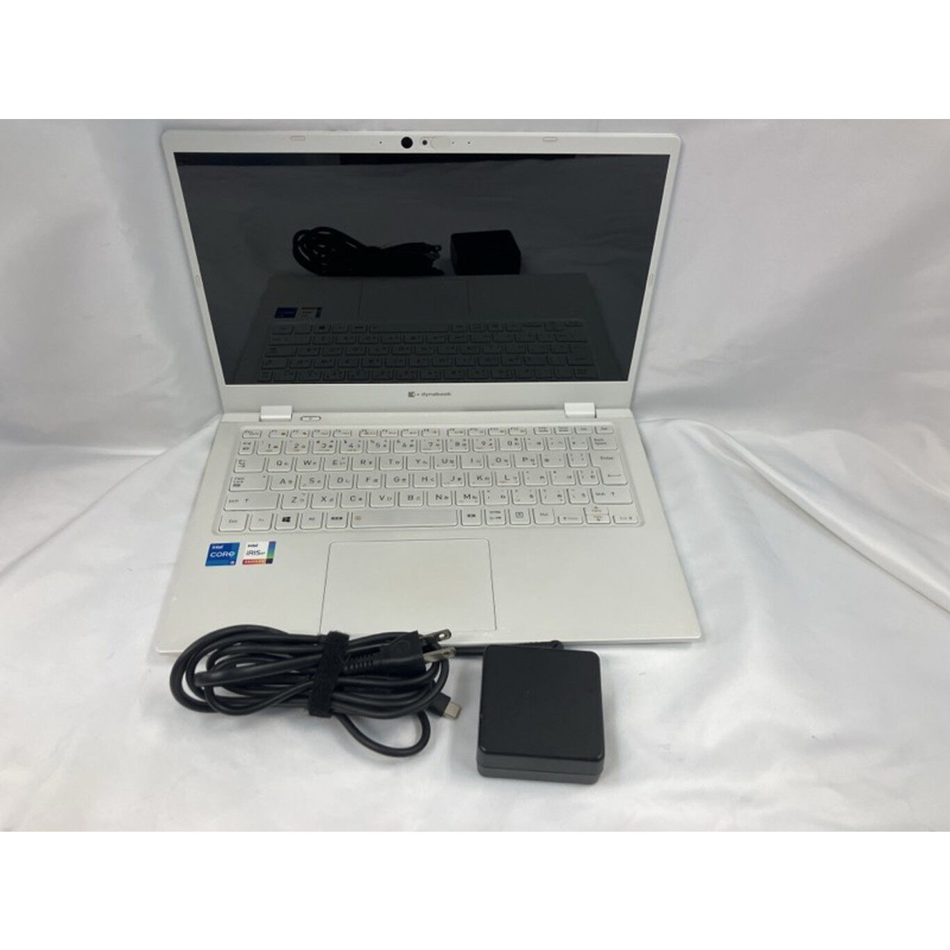 中古 dynabook GCX83/PWE (i5-1135G7/8GB/SSD256GB/-/-/WLAN/13.3FHD
